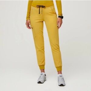 FIGS women's Light Gold Zamora™ - Jogger Scrub Pants - Size S